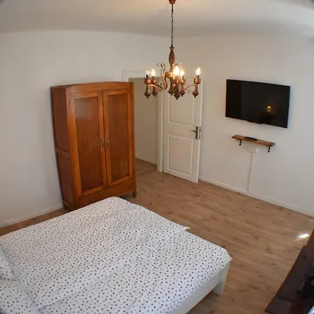 Kukura House Vis Semesterbostad