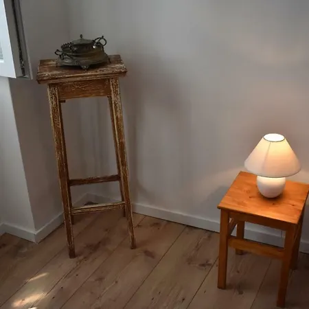 Semesterbostad Kukura House Vis Vis